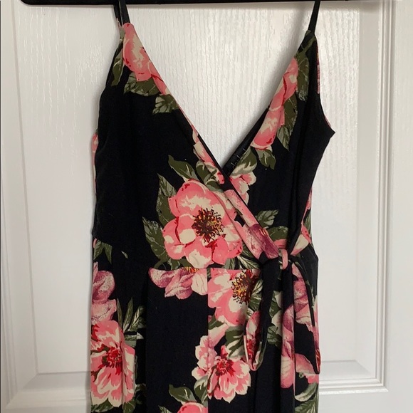 Jumpsuit - Picture 2 of 3